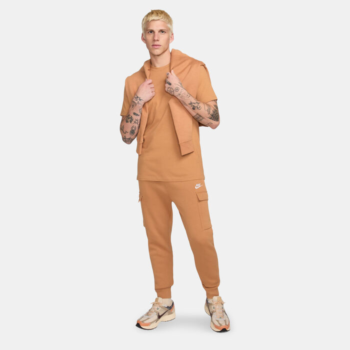Nike Men's Sports Club Cargo Pants Brown Nike Men's Sports Club Cargo Pants Brown image number 2