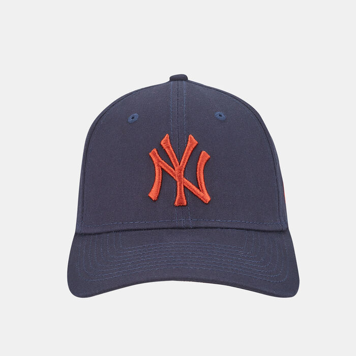 New Era Men's MLB League Essential 39thirty New York Yankees Cap Blue New Era Men's MLB League Essential 39thirty New York Yankees Cap Blue image number 0
