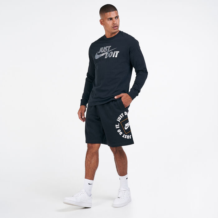 Nike Men's Sportswear Foil Logo Long Sleeves T-Shirt Black Nike Men's Sportswear Foil Logo Long Sleeves T-Shirt Black image number 2