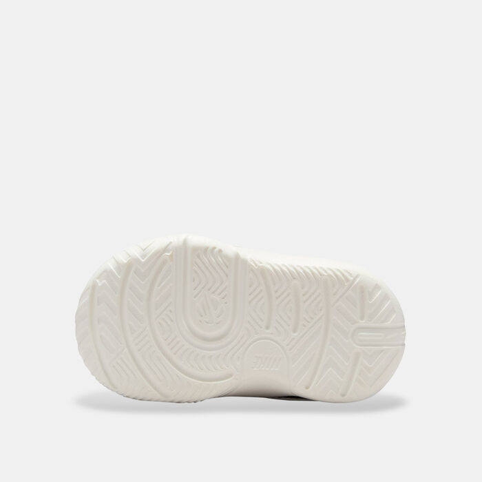 Nike Kids' Team Hustle D 11 Shoes White Nike Kids' Team Hustle D 11 Shoes White image number 3