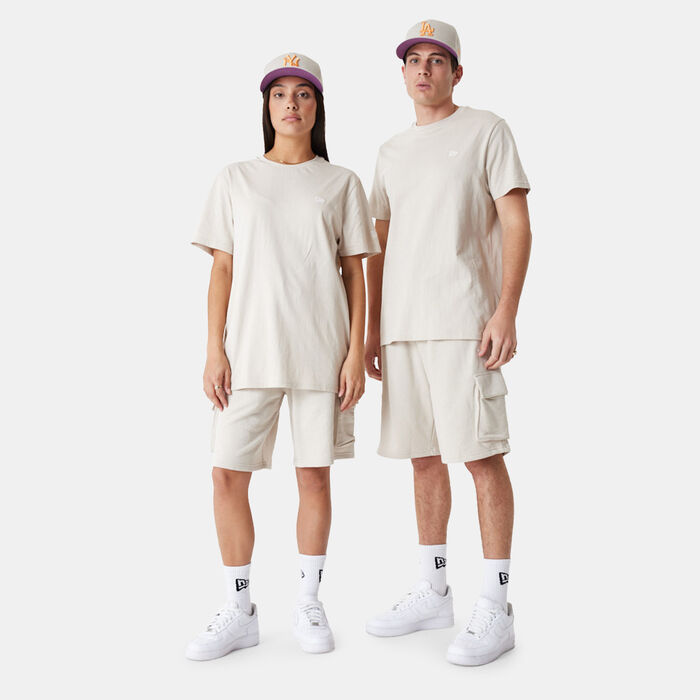 New Era Men's Essentials Cargo Shorts Beige New Era Men's Essentials Cargo Shorts Beige image number 2