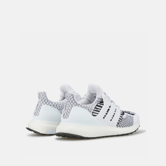 adidas Kids' Ultraboost 5.0 DNA Shoe White image number 2