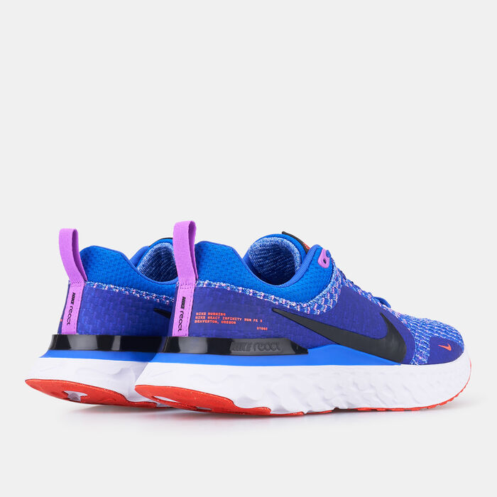 Nike Women's Infinity React 3 Road Running Shoe Blue Nike Women's Infinity React 3 Road Running Shoe Blue image number 2
