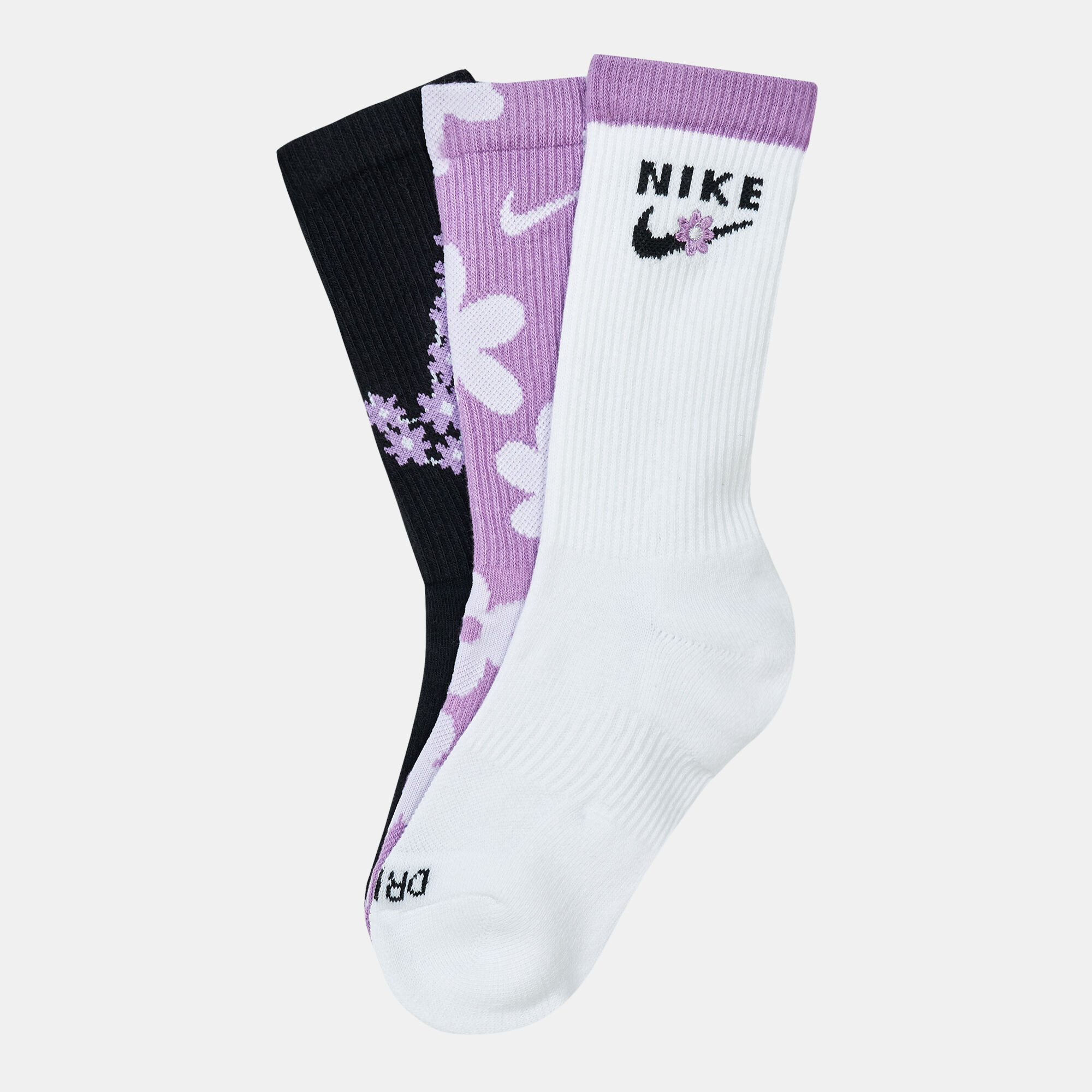 Kids Everyday Plus Cushioned Crew Socks 3 Pack Purple Nike in Qatar SSS