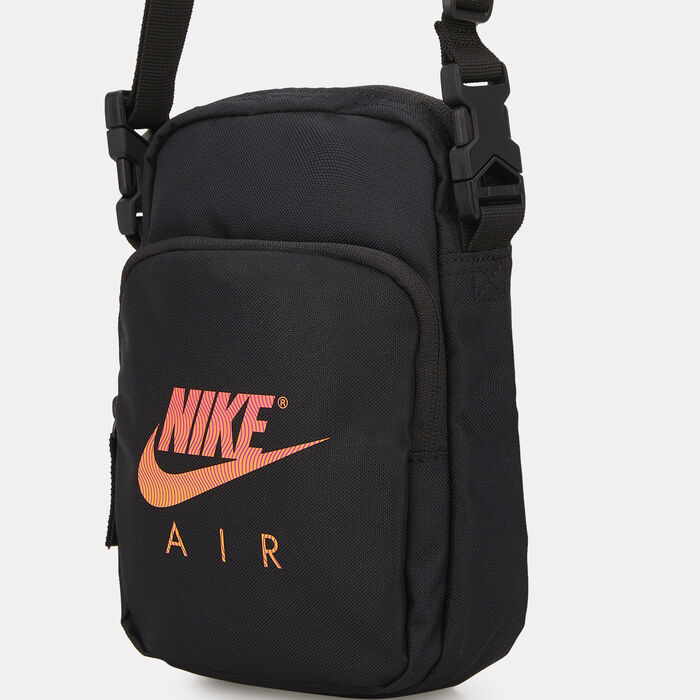 Nike Heritage Crossbody Bag Black Nike Heritage Crossbody Bag Black image number 3