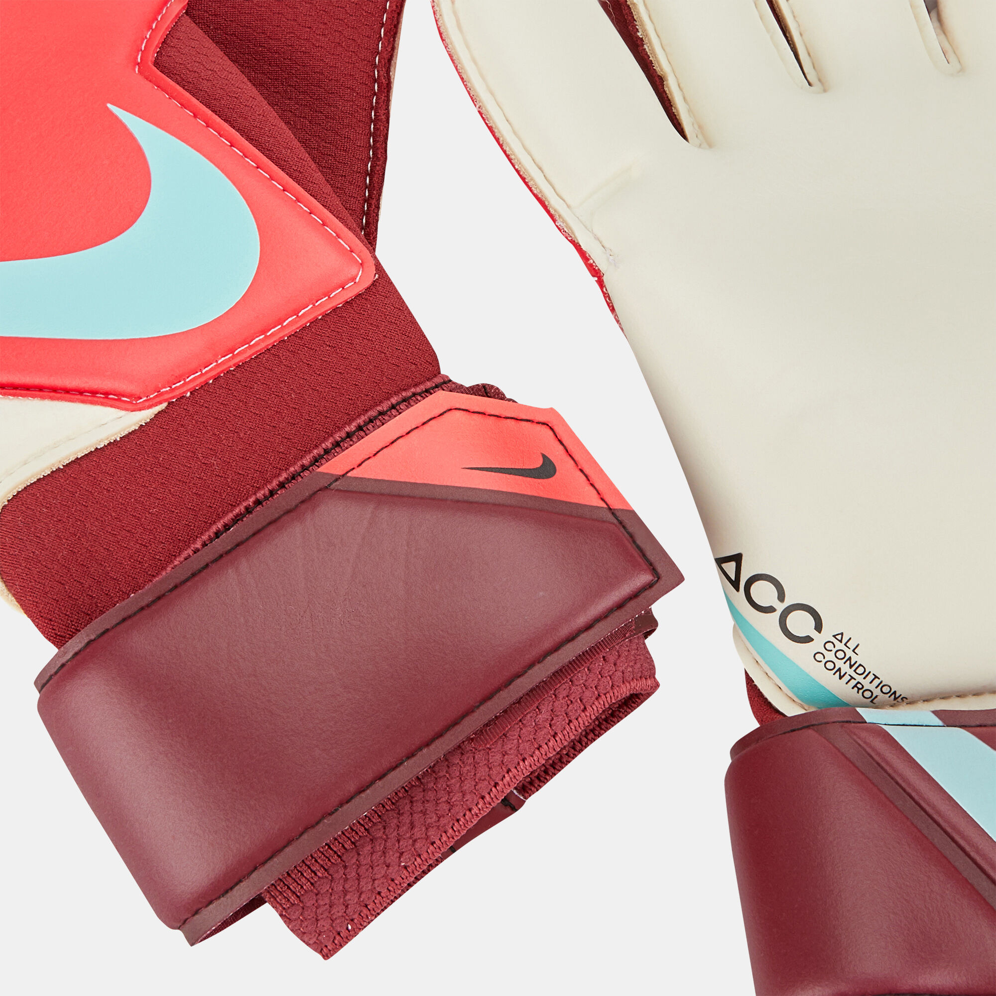 Goalkeeper Vapor Grip3 Football Gloves Red Nike in Qatar SSS
