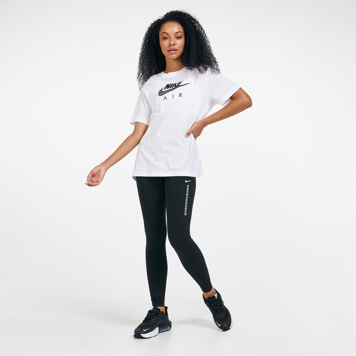 Nike Women's Air Boyfriend T-Shirt White Nike Women's Air Boyfriend T-Shirt White image number 2