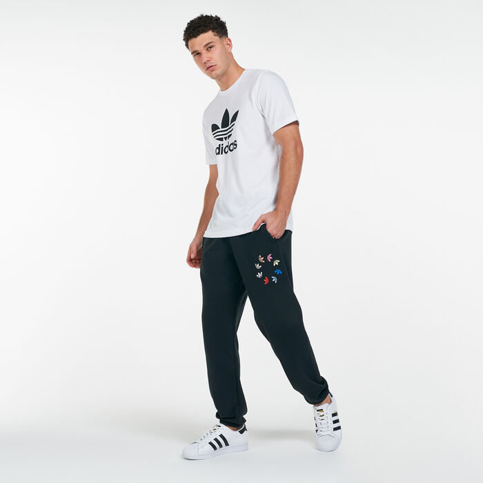 adidas Originals Men's Adicolor Shattered Trefoil Sweatpants Black image number 2