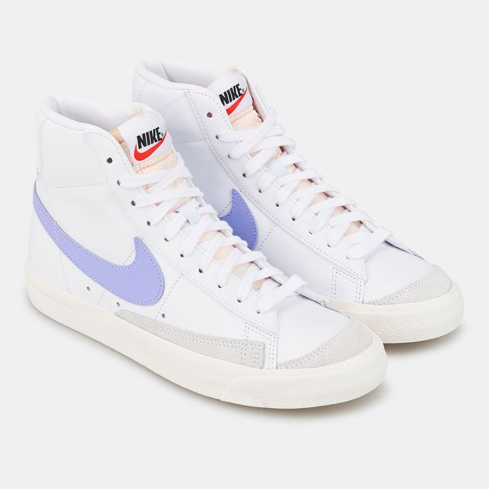 Nike Women's Blazer Mid '77 Shoes White Nike Women's Blazer Mid '77 Shoes White image number 1
