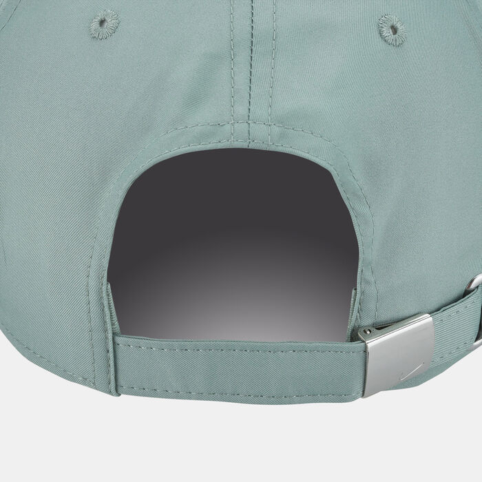 Nike Unisex Heritage86 Metal Swoosh Cap Green image number 1