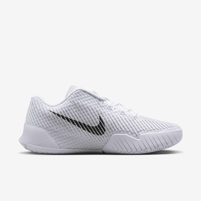 Nike Women's Court Air Zoom Vapor 11 Hard Court Tennis Shoes White Nike Women's Court Air Zoom Vapor 11 Hard Court Tennis Shoes White image number 2