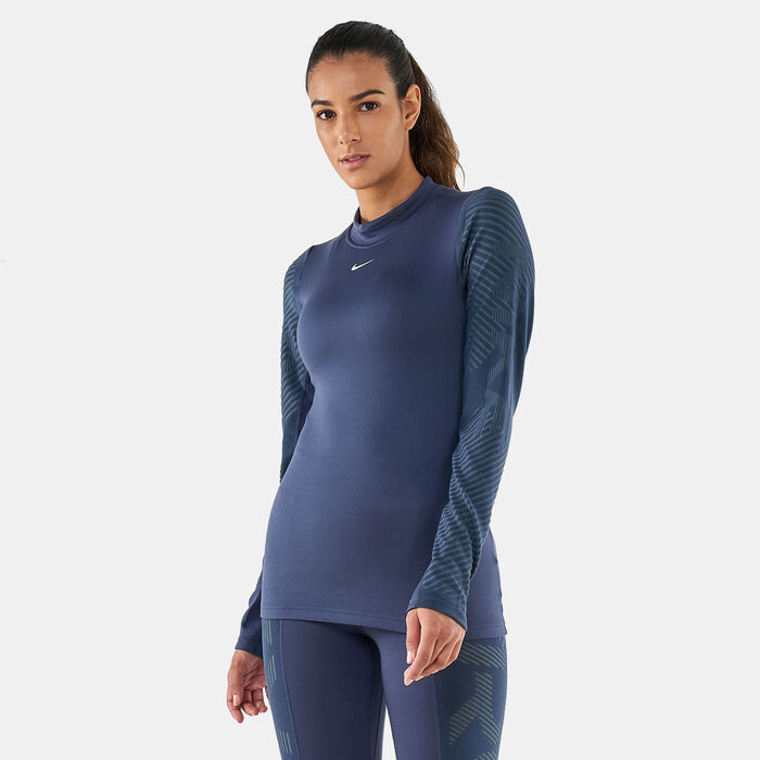 Nike Women's Therma-fit Long Sleeve T-Shirt Nike Women's Therma-fit Long Sleeve T-Shirt image number 0