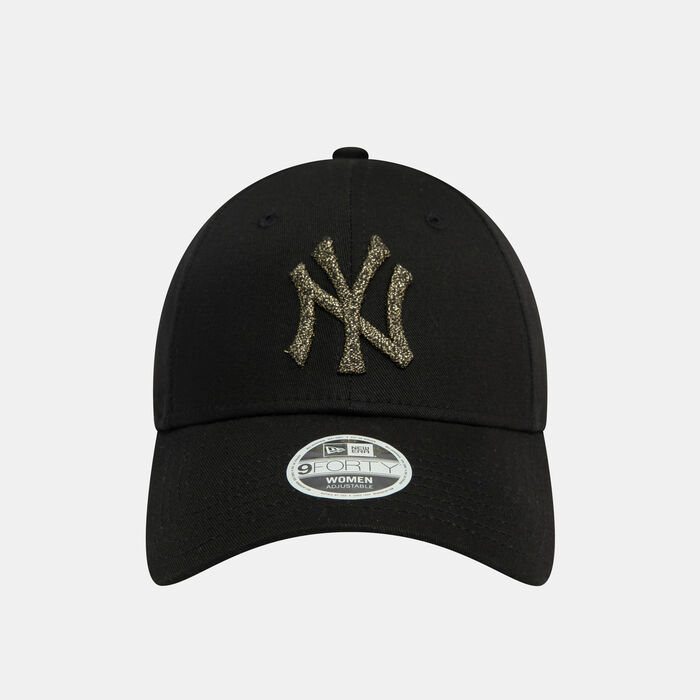 New Era Women's MLB New York Yankees Logo 9FORTY Cap Black New Era Women's MLB New York Yankees Logo 9FORTY Cap Black image number 0