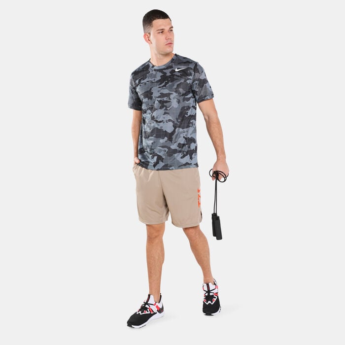 Nike Men's Dri-FIT Legend Camo Print Training T-Shirt Grey Nike Men's Dri-FIT Legend Camo Print Training T-Shirt Grey image number 2