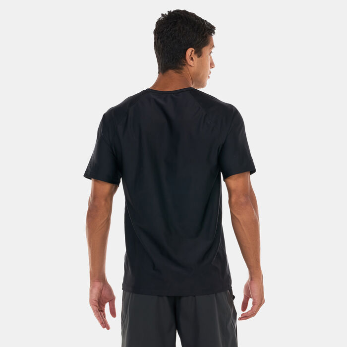 Speedo Men's Essential Swim T-Shirt Black Speedo Men's Essential Swim T-Shirt Black image number 1