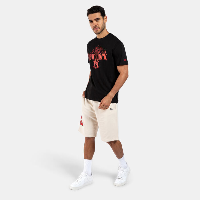 New Era Men's MLB New York Yankees Graphic T-Shirt Black New Era Men's MLB New York Yankees Graphic T-Shirt Black image number 2