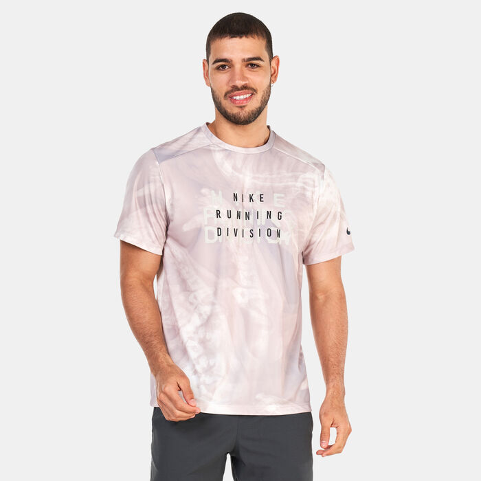 Nike Men's Dri-FIT Run Division Rise 365 Running T-Shirt Grey Nike Men's Dri-FIT Run Division Rise 365 Running T-Shirt Grey image number 0
