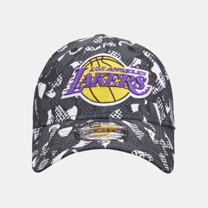 New Era Men's NBA Los Angeles Lakers Seasonal Print 9FORTY Cap Black New Era Men's NBA Los Angeles Lakers Seasonal Print 9FORTY Cap Black image number 0