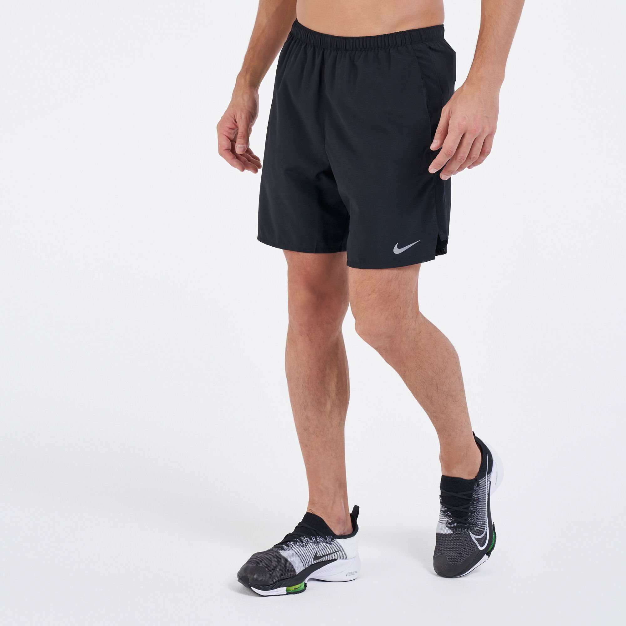 Nike 7 inch challenger shorts mens deals