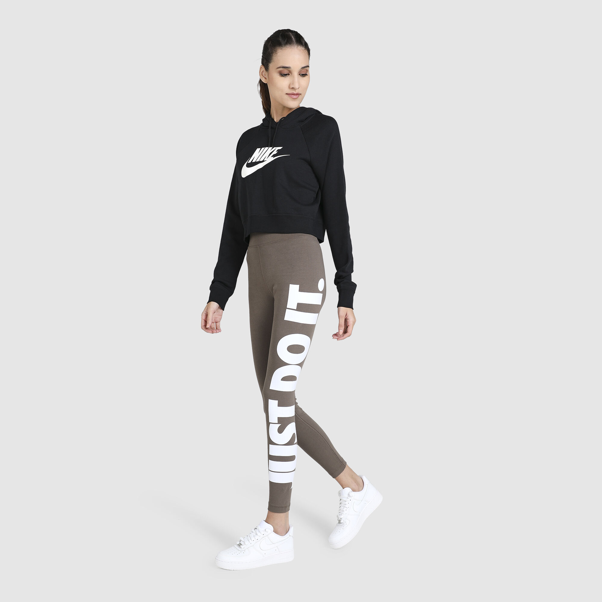 Nike women's just do it leggings top