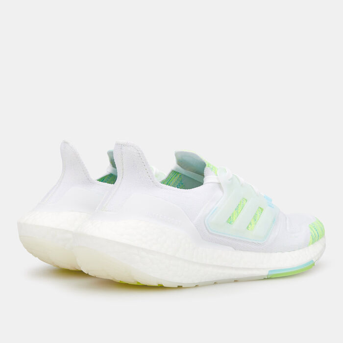 adidas Women's Ultraboost 22 Shoe White adidas Women's Ultraboost 22 Shoe White image number 2