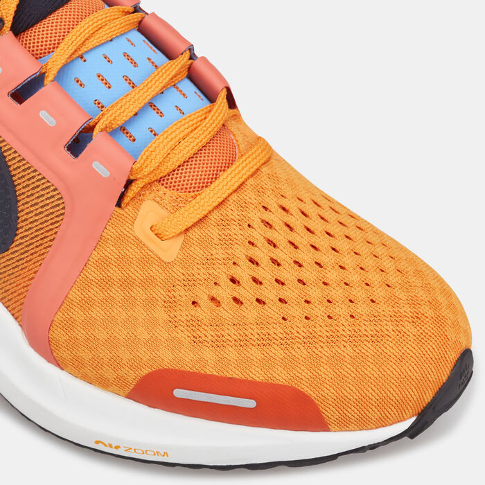 Nike Men's Air Zoom Vomero 16 Road Running Shoe yellow Nike Men's Air Zoom Vomero 16 Road Running Shoe yellow image number 5