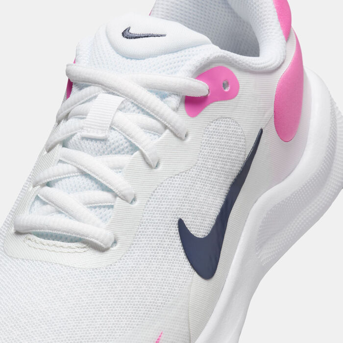 Nike Kids' Revolution 7 Running Shoes White Nike Kids' Revolution 7 Running Shoes White image number 4