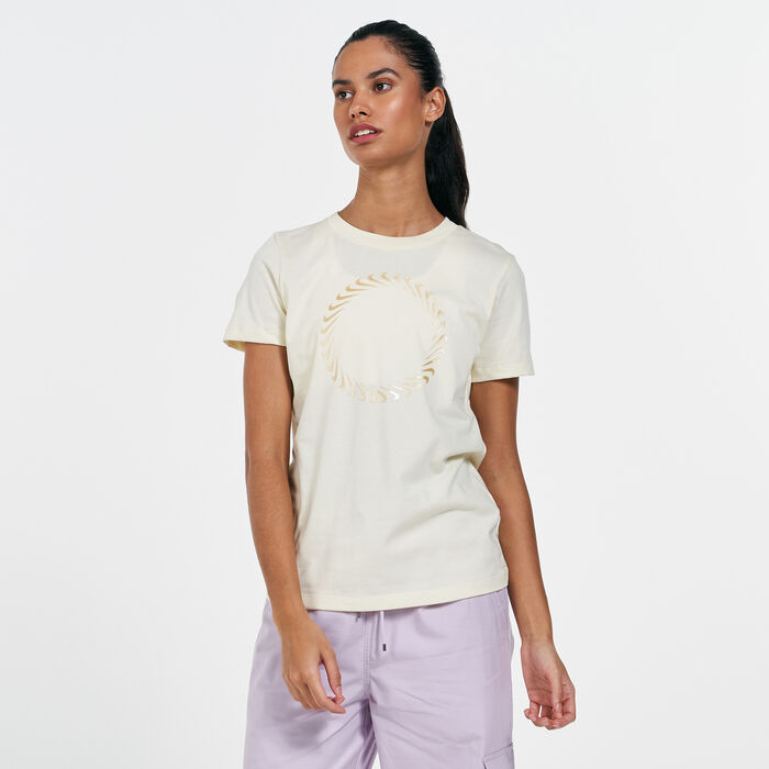 Nike Women's Sportswear Icon Clash T-Shirt White Nike Women's Sportswear Icon Clash T-Shirt White image number 0