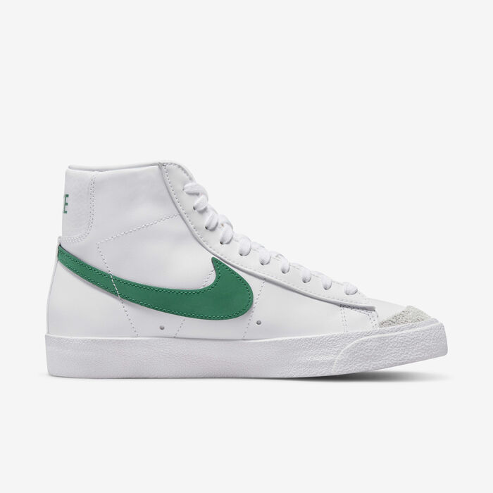 Nike Women's Blazer Mid '77 Shoes White Nike Women's Blazer Mid '77 Shoes White image number 2
