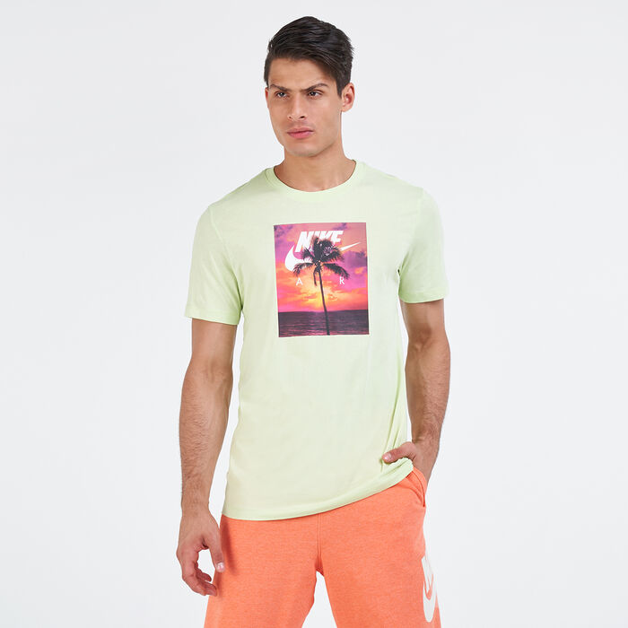 Nike Men's Sportswear Spring Break Photo T-Shirt Multi Nike Men's Sportswear Spring Break Photo T-Shirt Multi image number 0