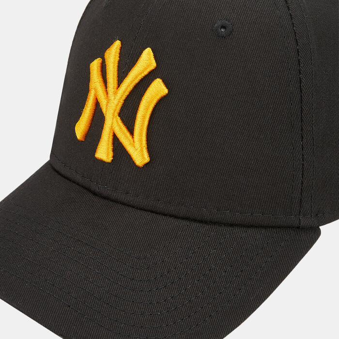 New Era Men's League Essential New York Yankees Logo 9Forty Cap Black image number 2