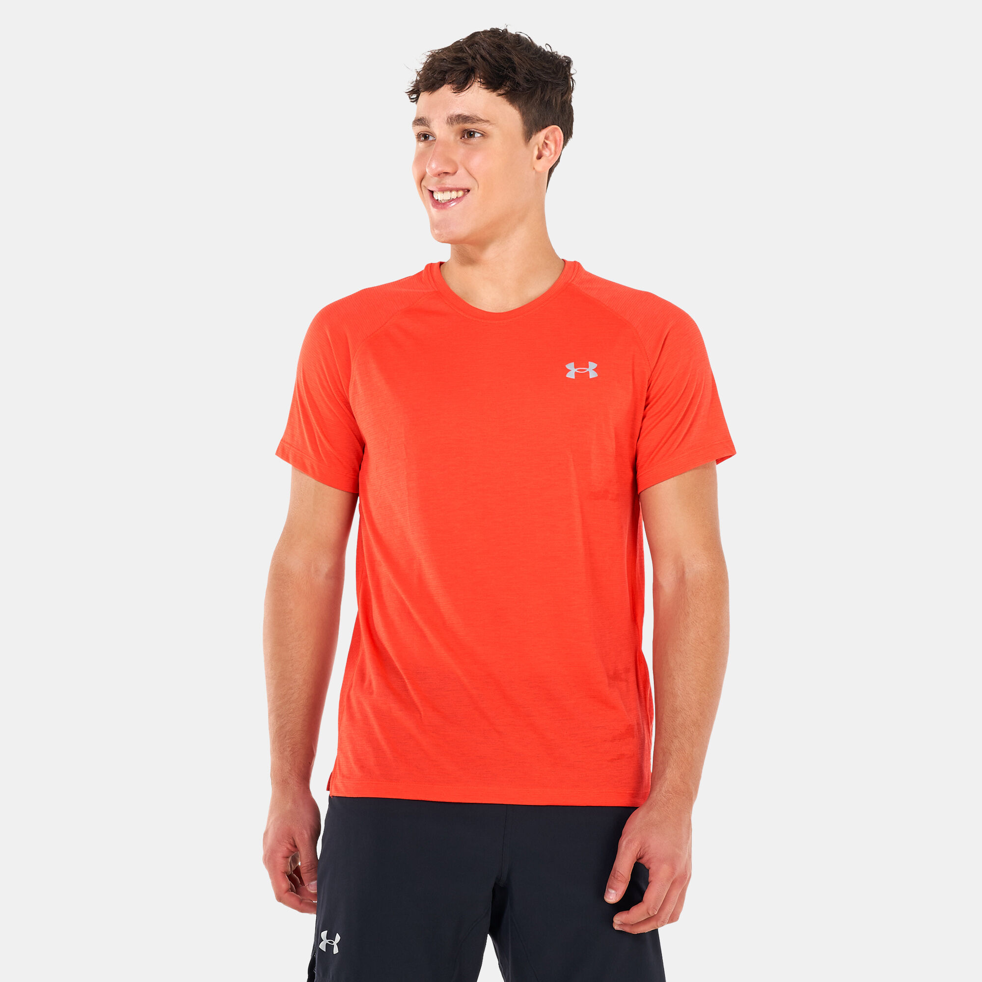 Men s Streaker Run T Shirt Red Under Armour in Qatar SSS