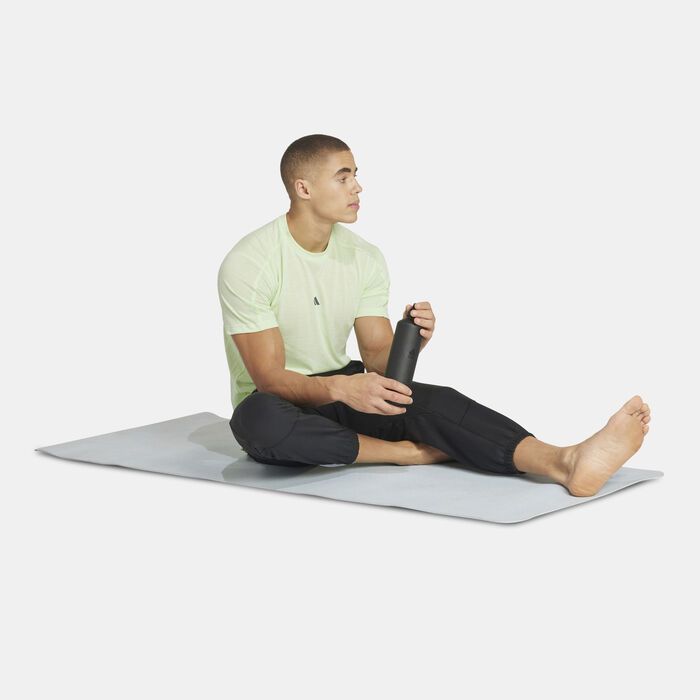 adidas Men's Yoga T-Shirt Green image number 2