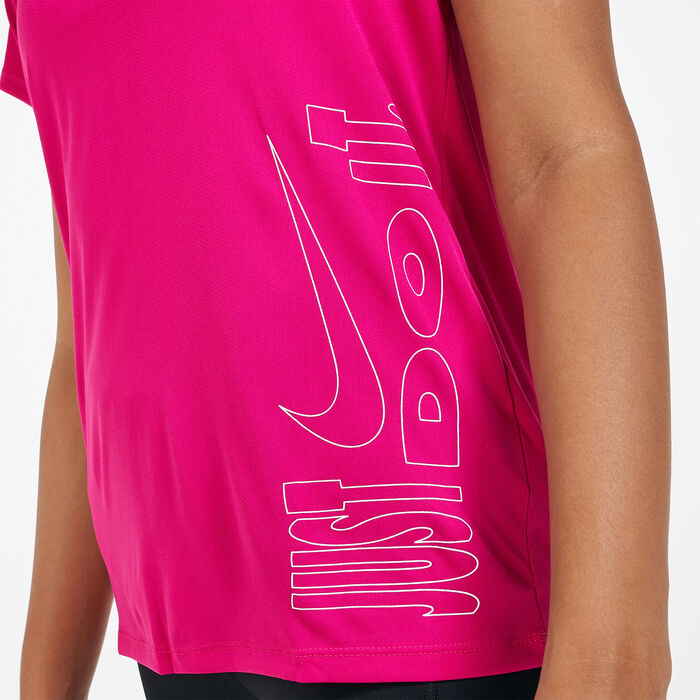 Nike Women's Icon Clash Miler T-Shirt Red Nike Women's Icon Clash Miler T-Shirt Red image number 3