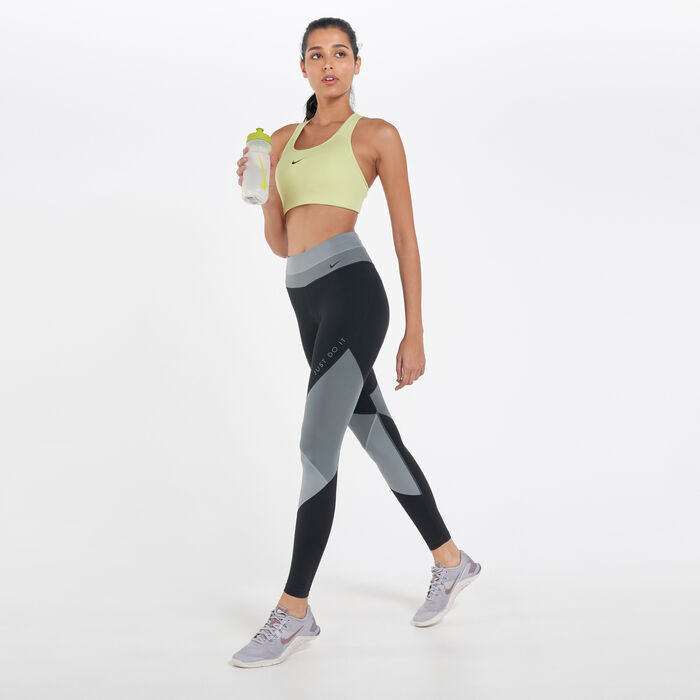 Nike Women's 1-Piece Pad Sports Bra Nike Women's 1-Piece Pad Sports Bra image number 2