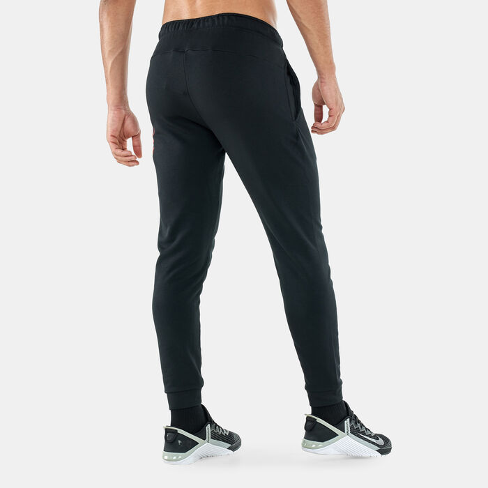 Nike Men's Dri-FIT Dry Graphic Tapered Training Pants Nike Men's Dri-FIT Dry Graphic Tapered Training Pants image number 1