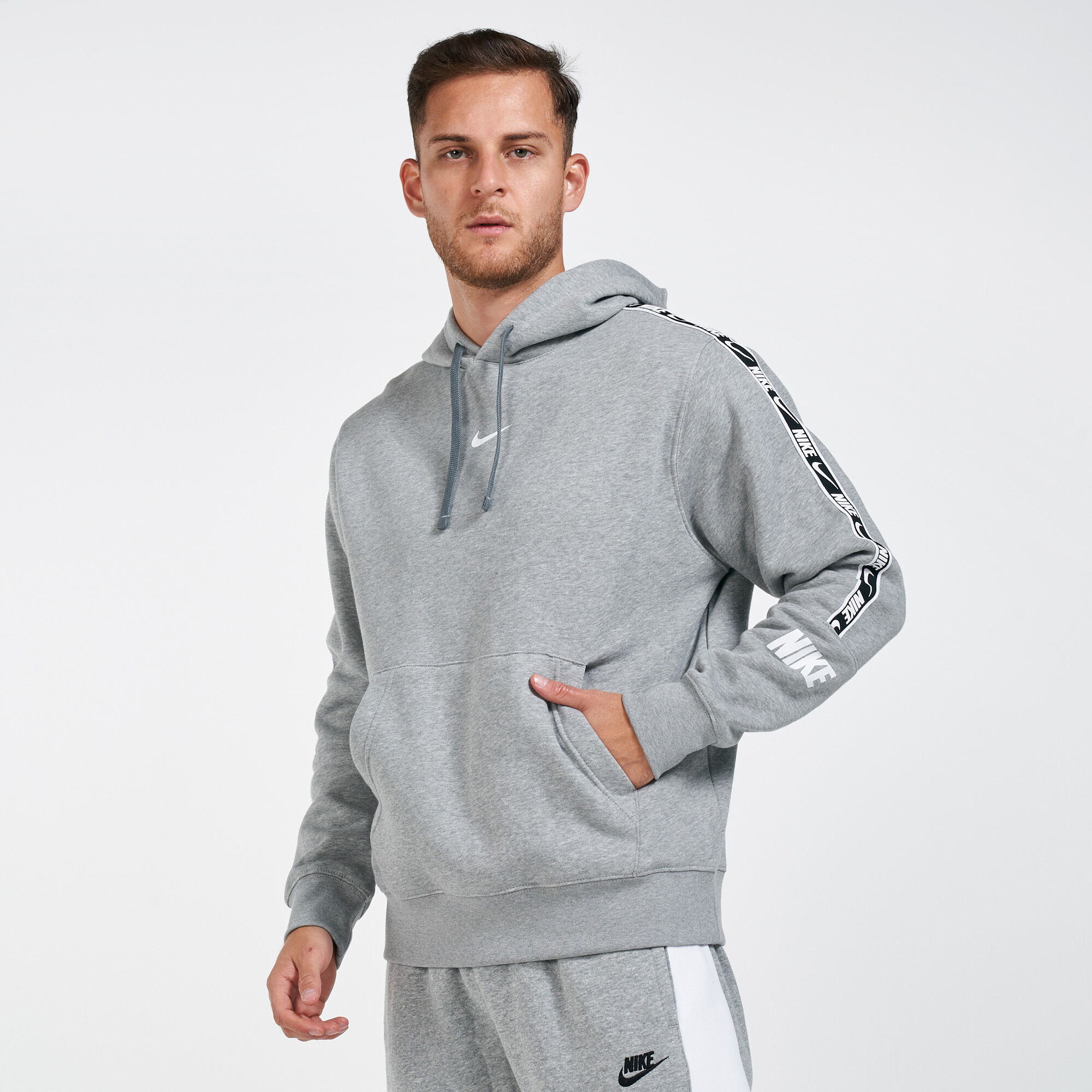 Nike performance repeat hood sales