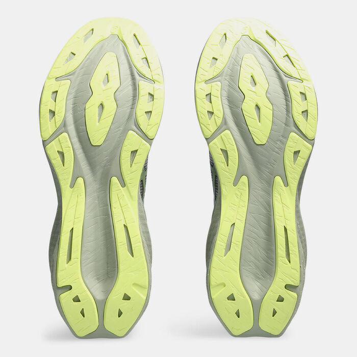 ASICS Men's NOVABLAST 3 LE Running Shoes Black image number 3