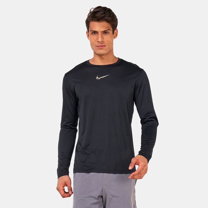 Nike Men's Dri-FIT Graphic Training T-Shirt Black Nike Men's Dri-FIT Graphic Training T-Shirt Black image number 0