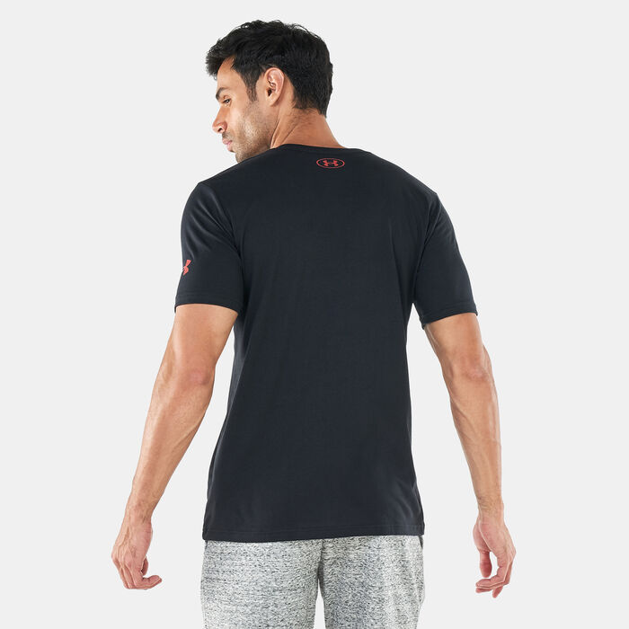 Under Armour Men's UA Project Rock Brahma Bull T-Shirt Black Under Armour Men's UA Project Rock Brahma Bull T-Shirt Black image number 1