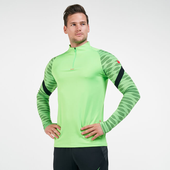 Nike Men's Dri-FIT Strike 21 Drill T-Shirt Green Nike Men's Dri-FIT Strike 21 Drill T-Shirt Green image number 0