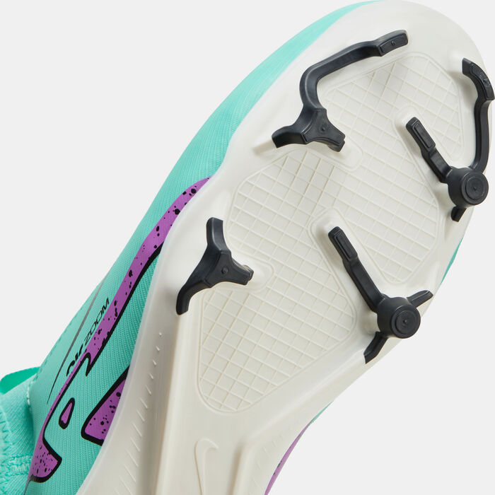 Nike Kids' Zoom Mercurial Vapor 15 Academy Multi-Ground Football Shoe (Older Kids) Green Nike Kids' Zoom Mercurial Vapor 15 Academy Multi-Ground Football Shoe (Older Kids) Green image number 4