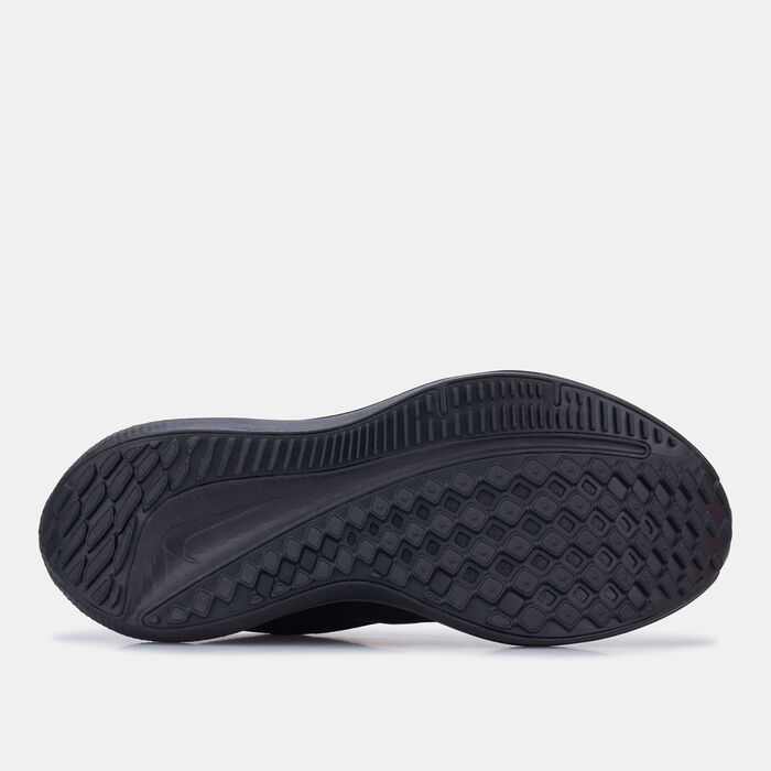 Nike Women's Winflo 10 Road Running Shoe Black image number 4