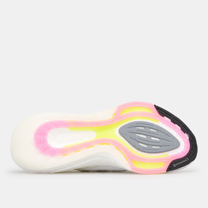 adidas Men's Ultraboost 21 Shoe White image number 4