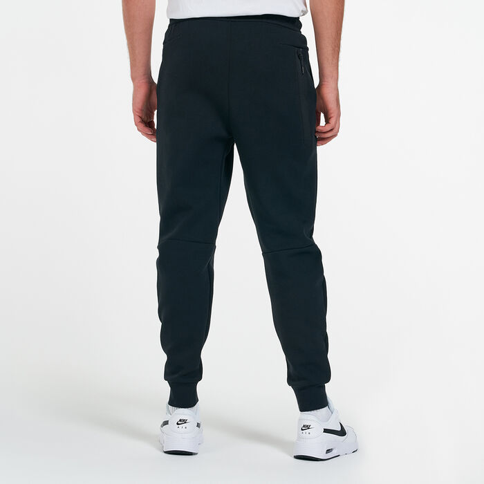 Nike Men's Sportswear Tech Fleece Joggers Black Nike Men's Sportswear Tech Fleece Joggers Black image number 1