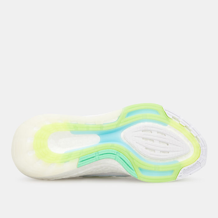 adidas Women's Ultraboost 22 Shoe White image number 3