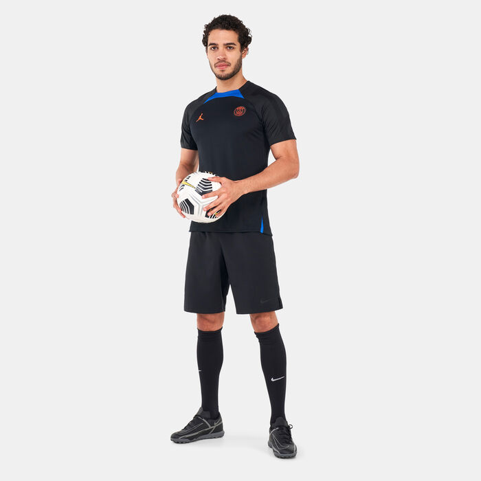 Jordan Men’s Dri-FIT Paris Saint-Germain Strike Away Jersey Black Jordan Men’s Dri-FIT Paris Saint-Germain Strike Away Jersey Black image number 2