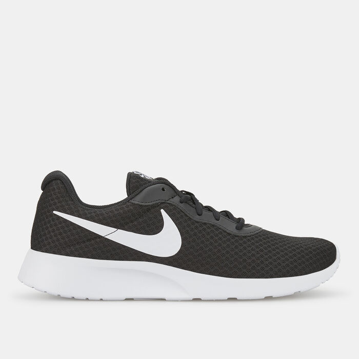 Nike Men's Tanjun Shoe Black image number 0