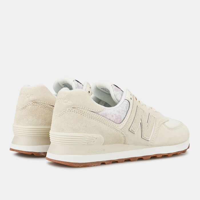 New Balance Women's 574 Shoe Beige New Balance Women's 574 Shoe Beige image number 2