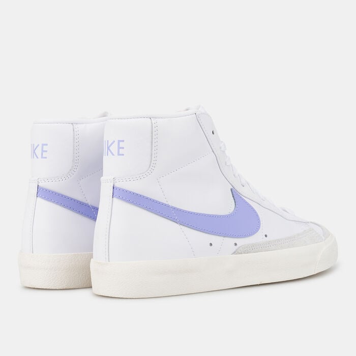 Nike Women's Blazer Mid '77 Shoes White Nike Women's Blazer Mid '77 Shoes White image number 2
